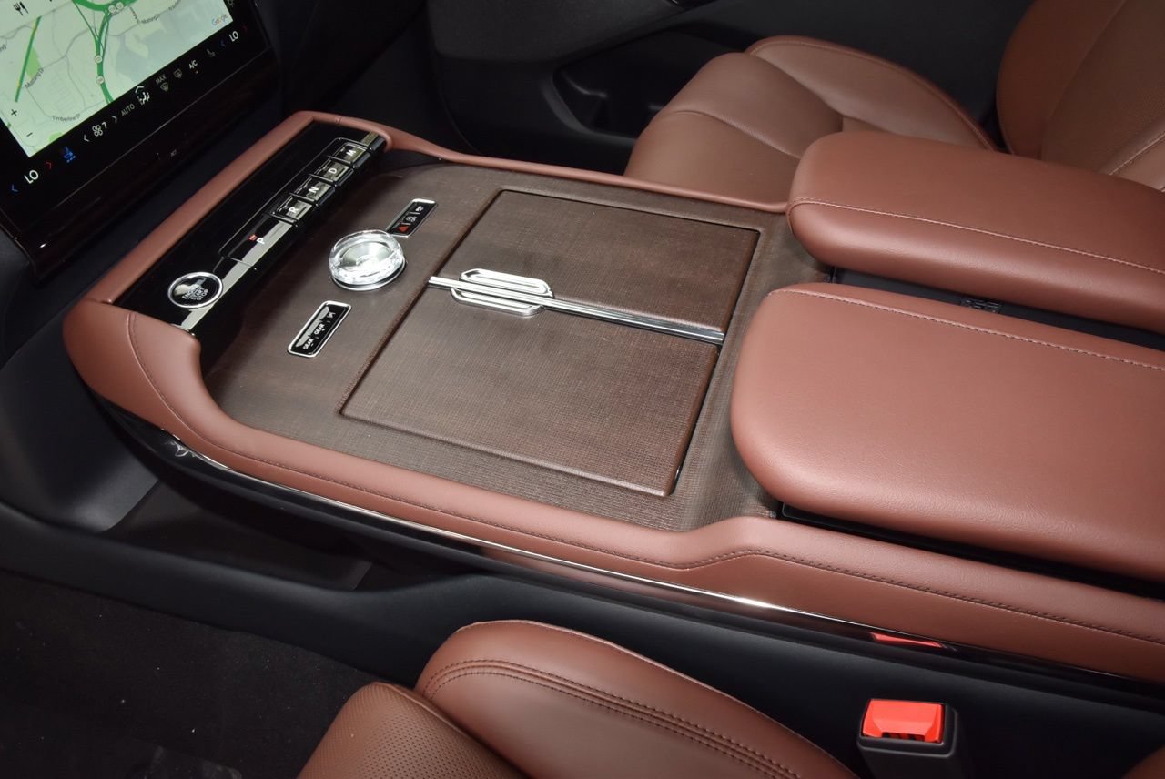 New 2026 Lincoln Navigator L Reserve AWD/4WD image 34