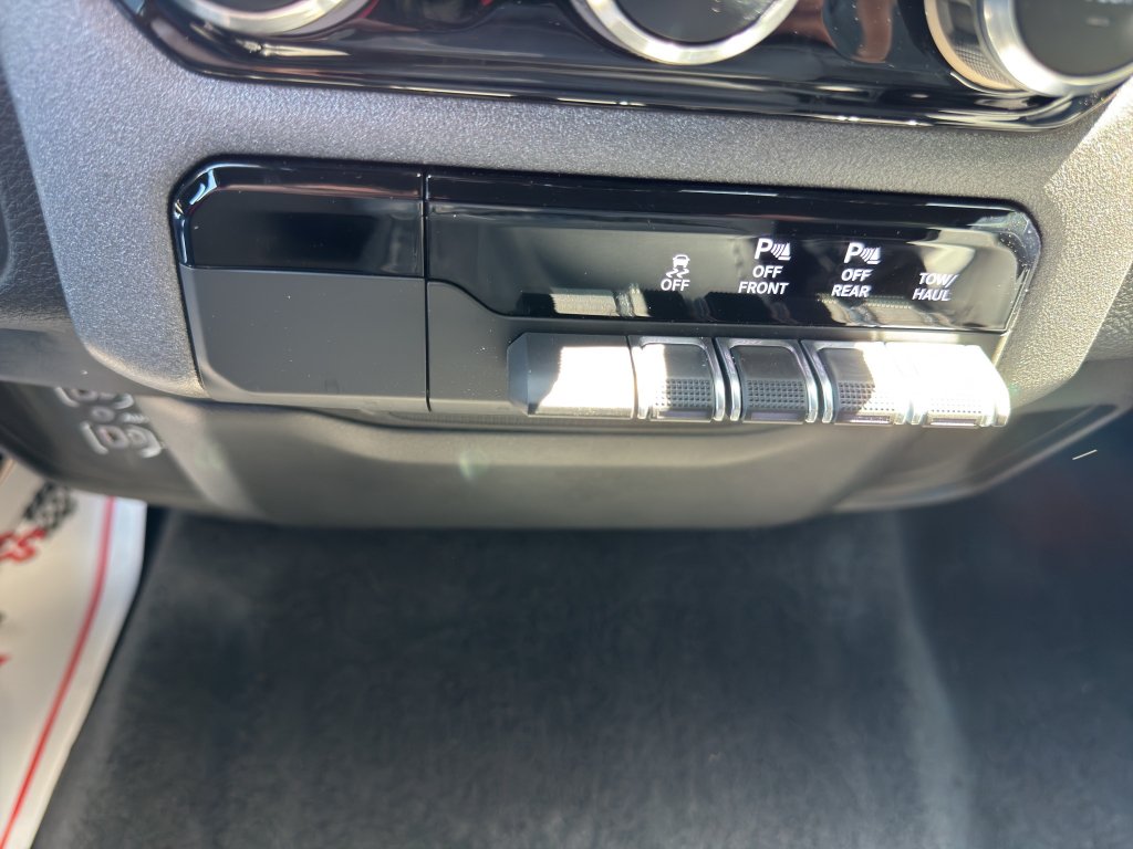 Used 2026 RAM 1500 Tradesman AWD/4WD image 29