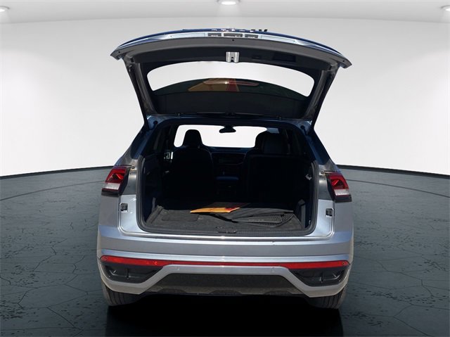 Used 2023 Volkswagen Atlas Cross Sport SEL R-Line image 14