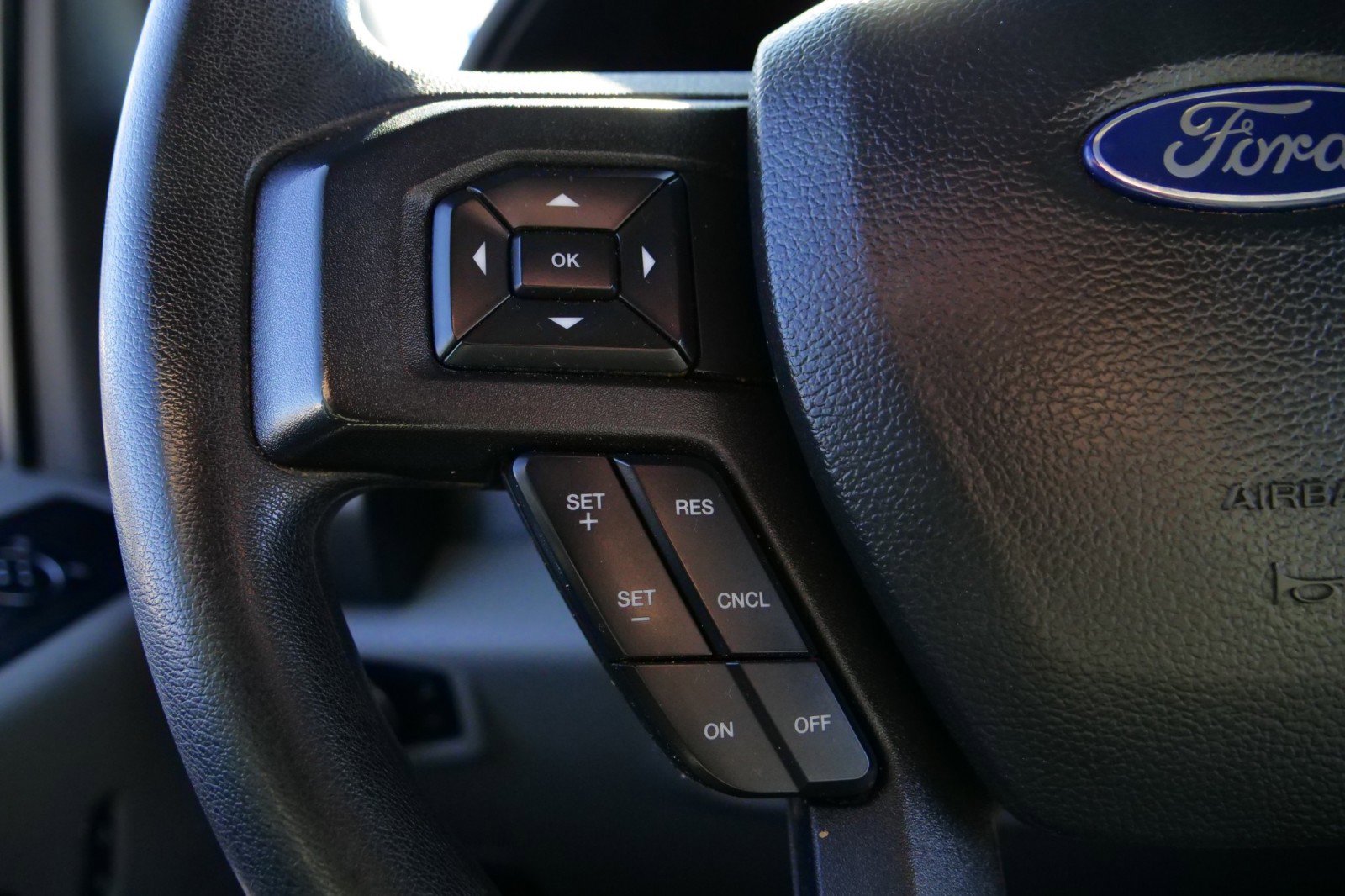 Used 2022 Ford F250 XL w/ Power Equipment Group image 15