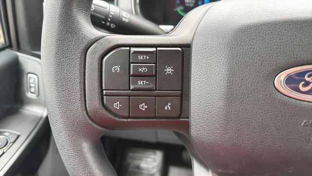 Used 2022 Ford F150 Lightning Pro AWD/4WD image 41