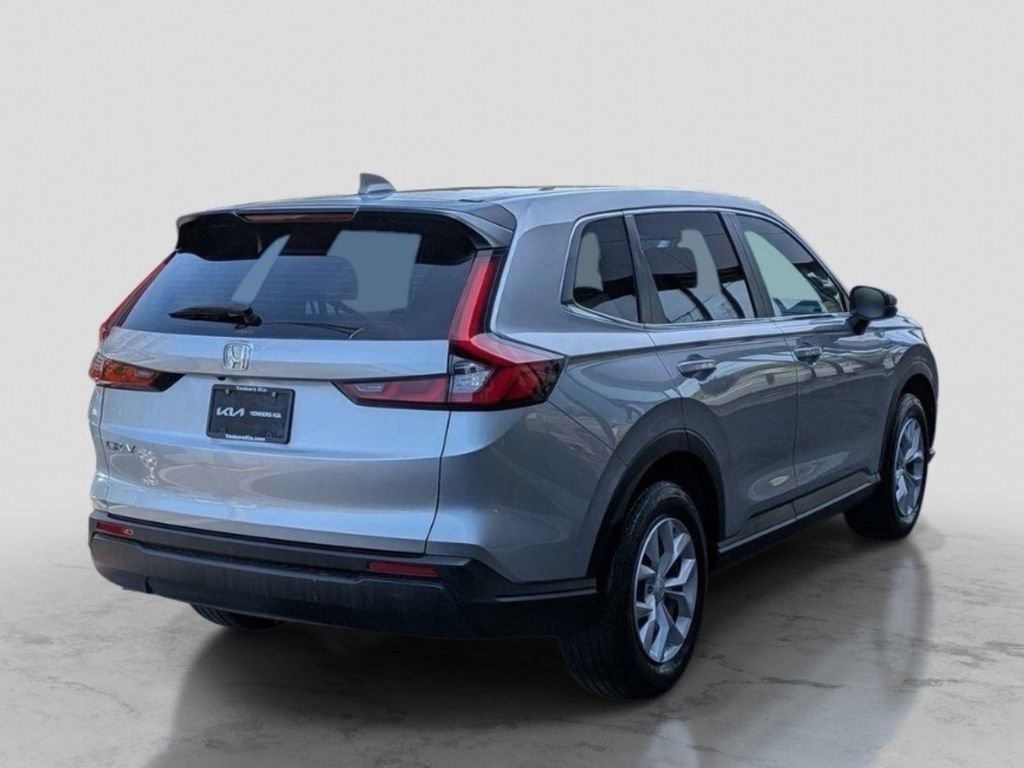 Used 2023 Honda CR-V LX image 4