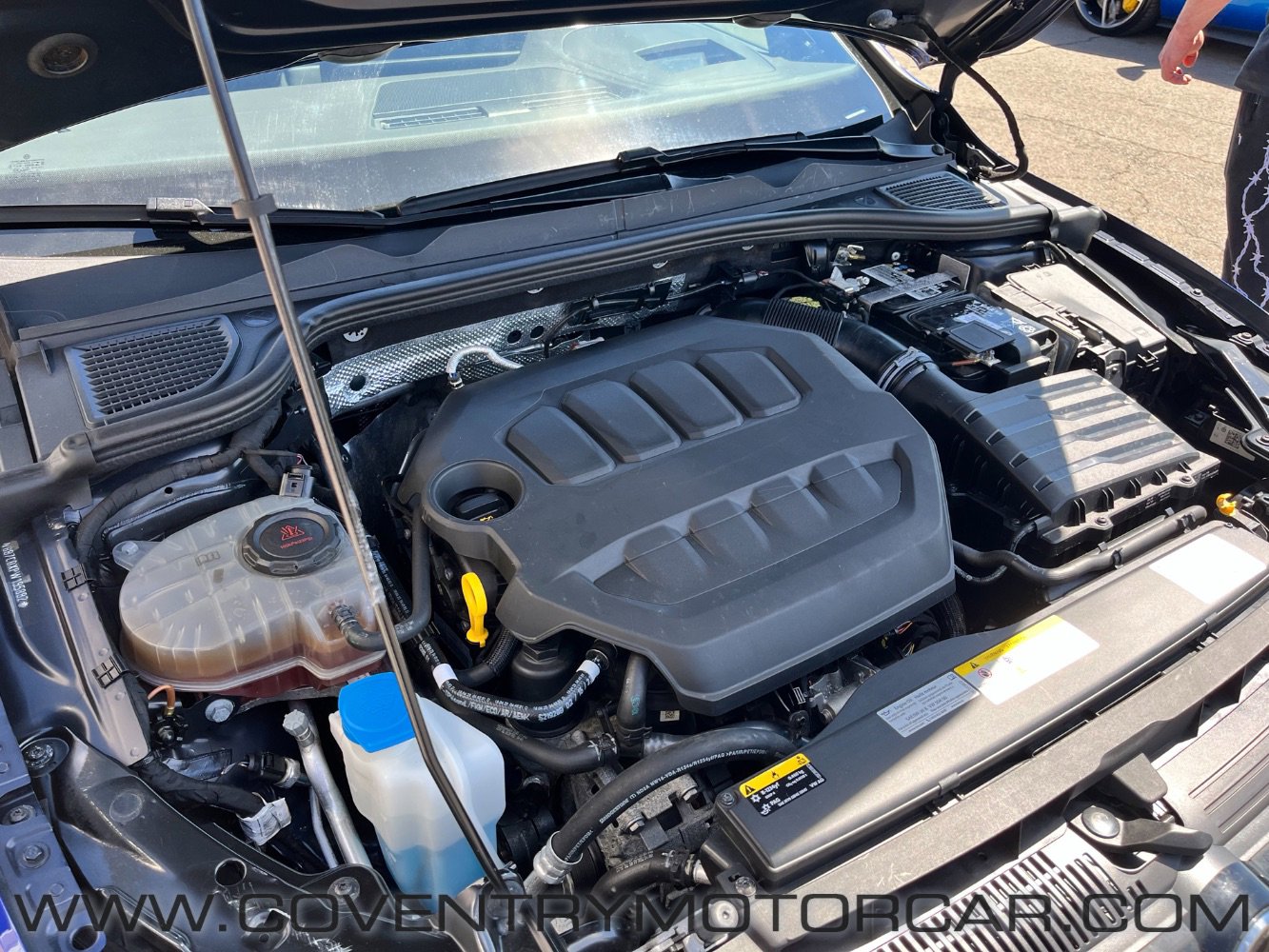 Used 2023 Volkswagen Golf 20th Anniversary Edition image 13