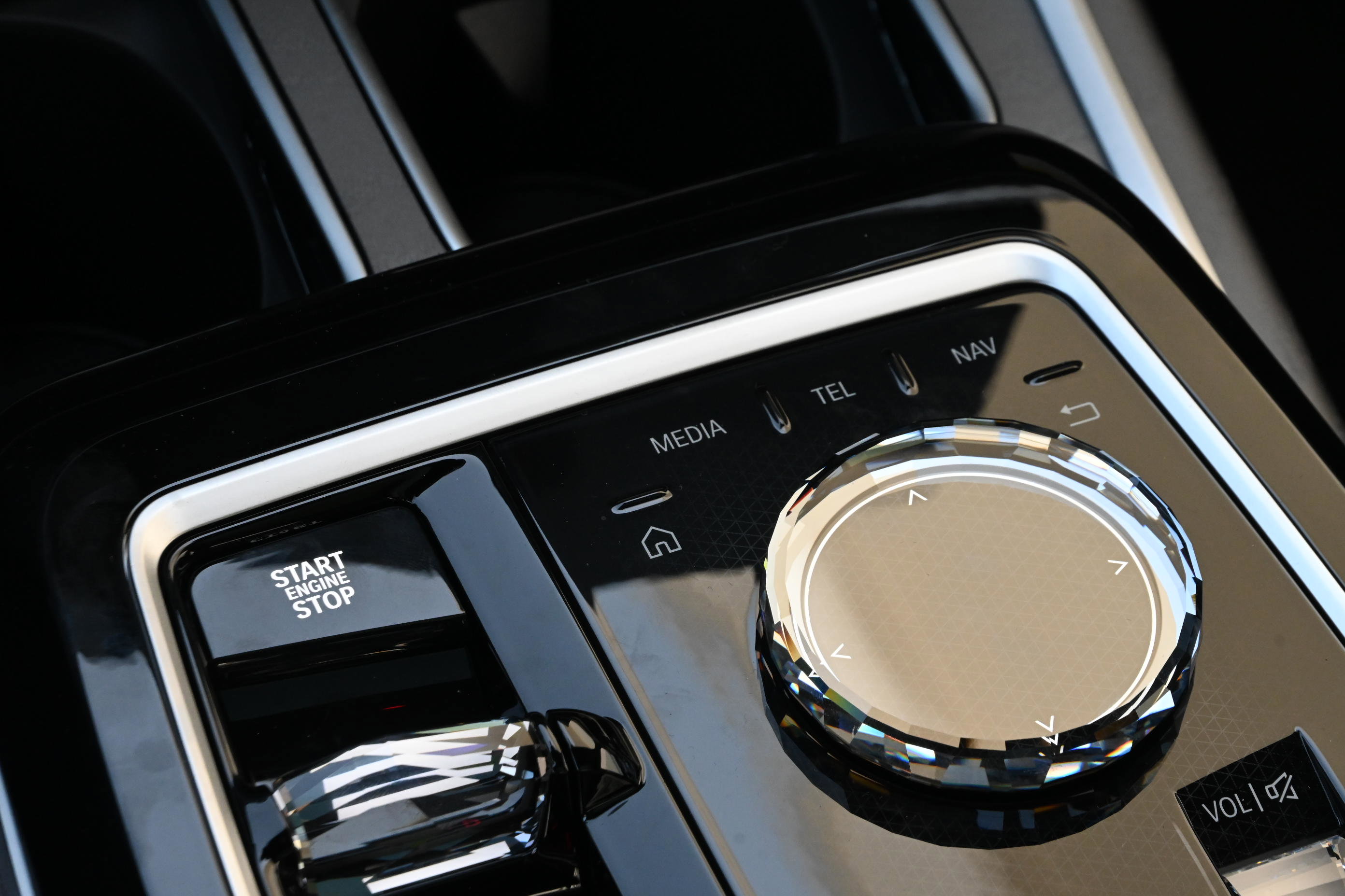 New 2026 BMW 740i xDrive image 19