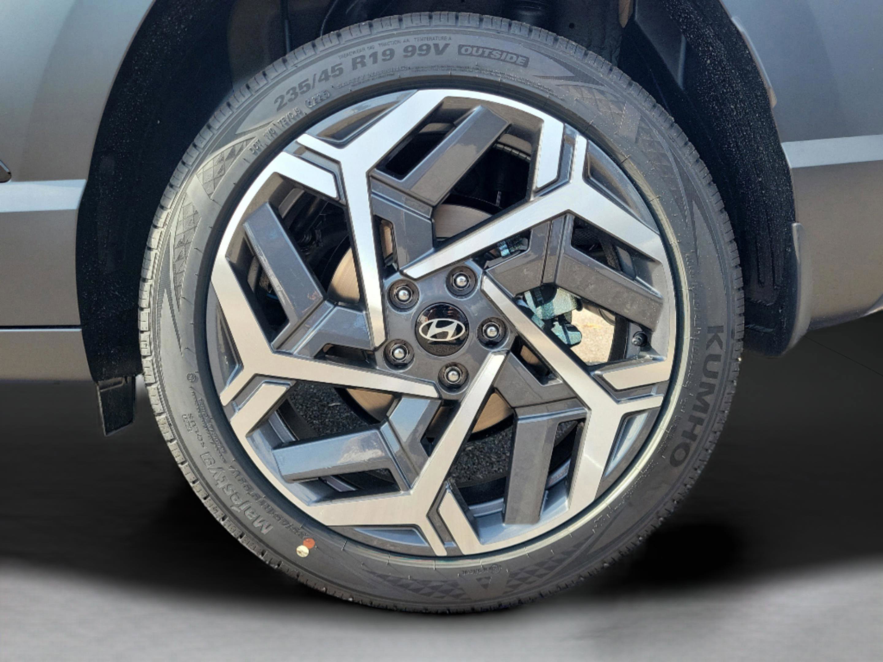 New 2026 Hyundai Kona SEL Premium image 7