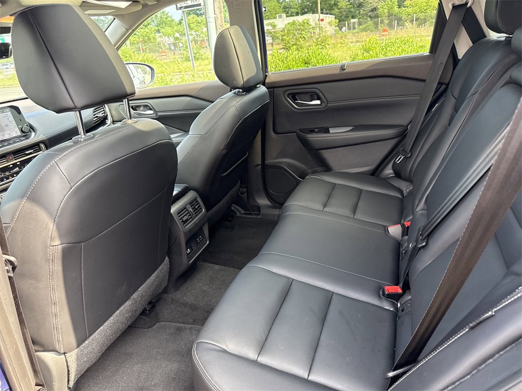 Certified 2023 Nissan Rogue SL w/ SL Premium Package image 33