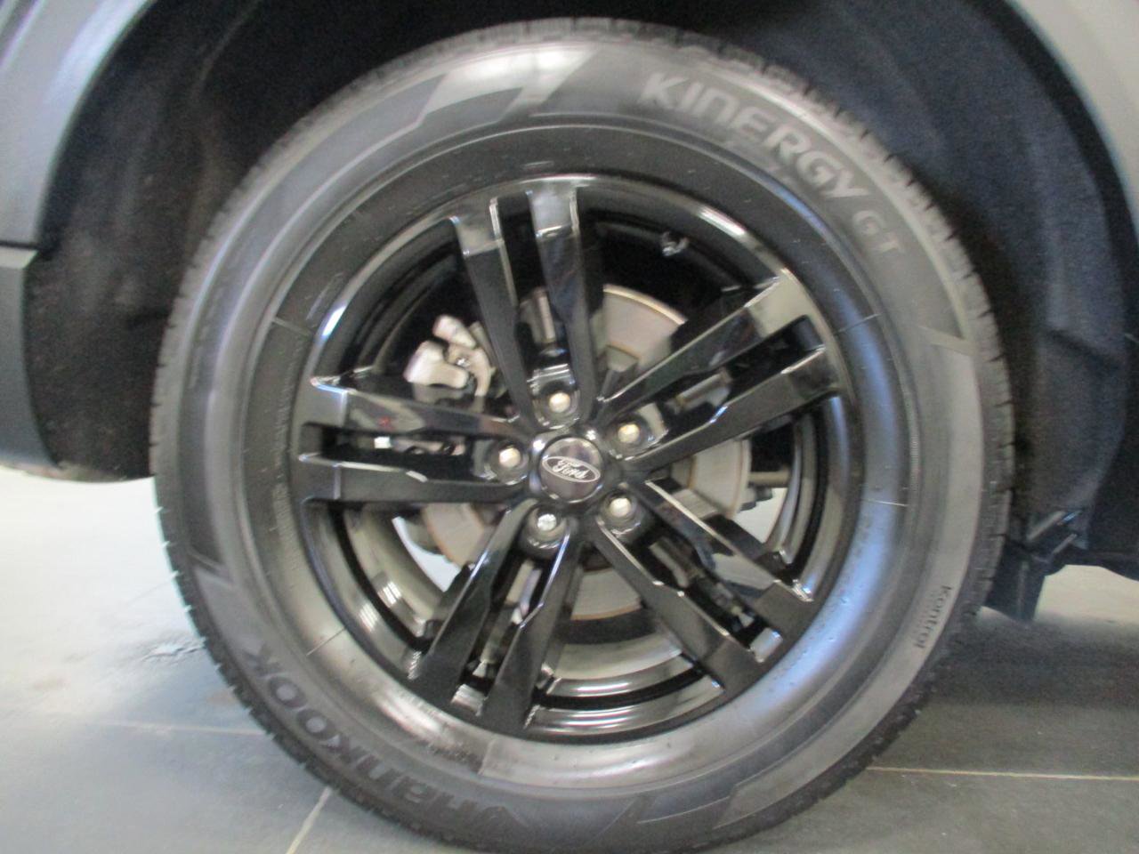 Used 2023 Ford Explorer XLT w/ Equipment Group 202A image 30