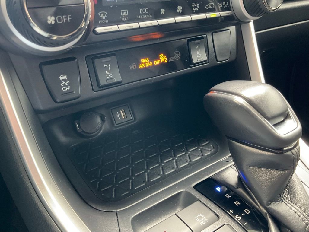 Used 2024 Toyota RAV4 XLE Premium image 68