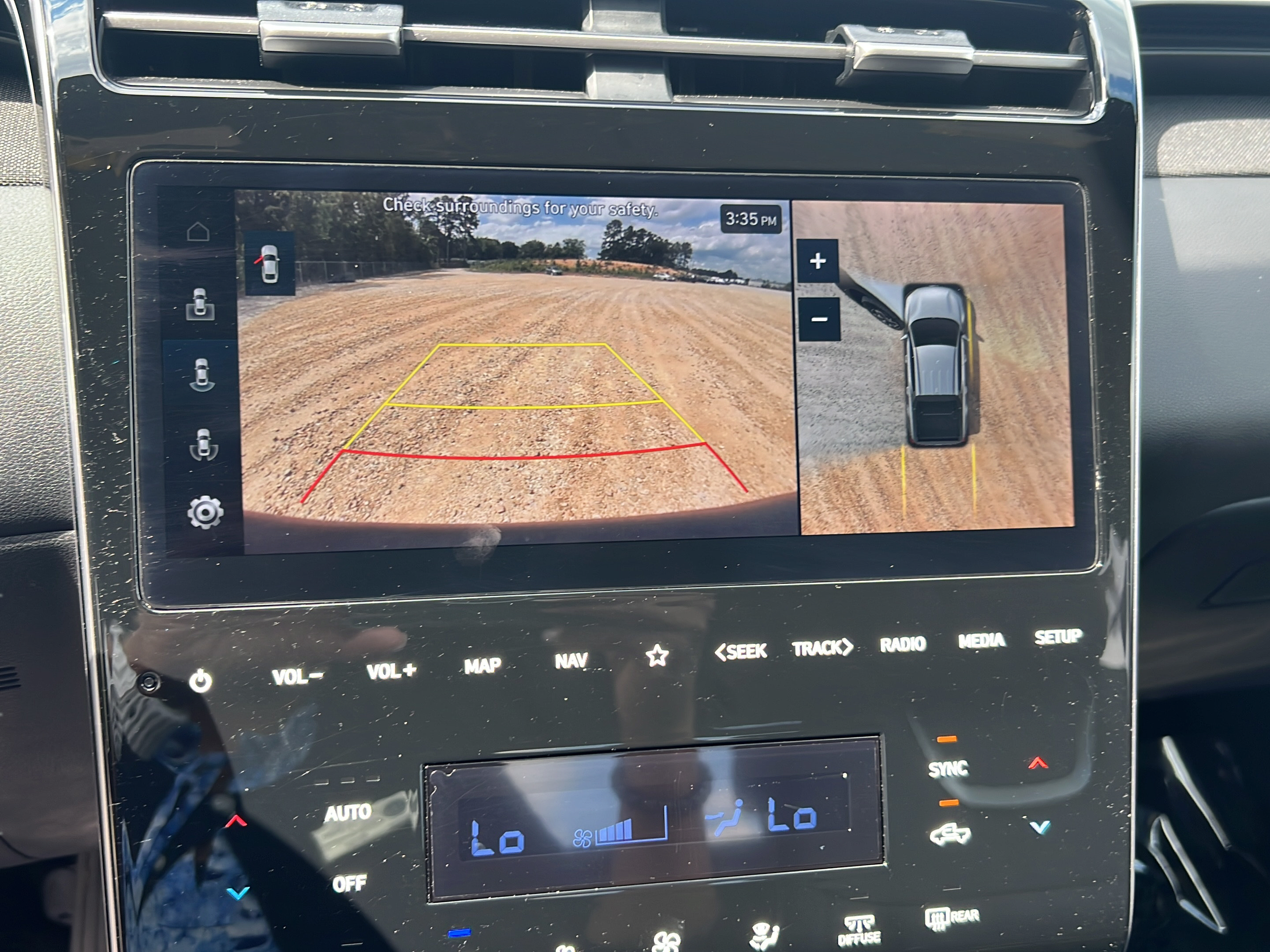 Certified 2023 Hyundai Santa Cruz Limited AWD/4WD image 18