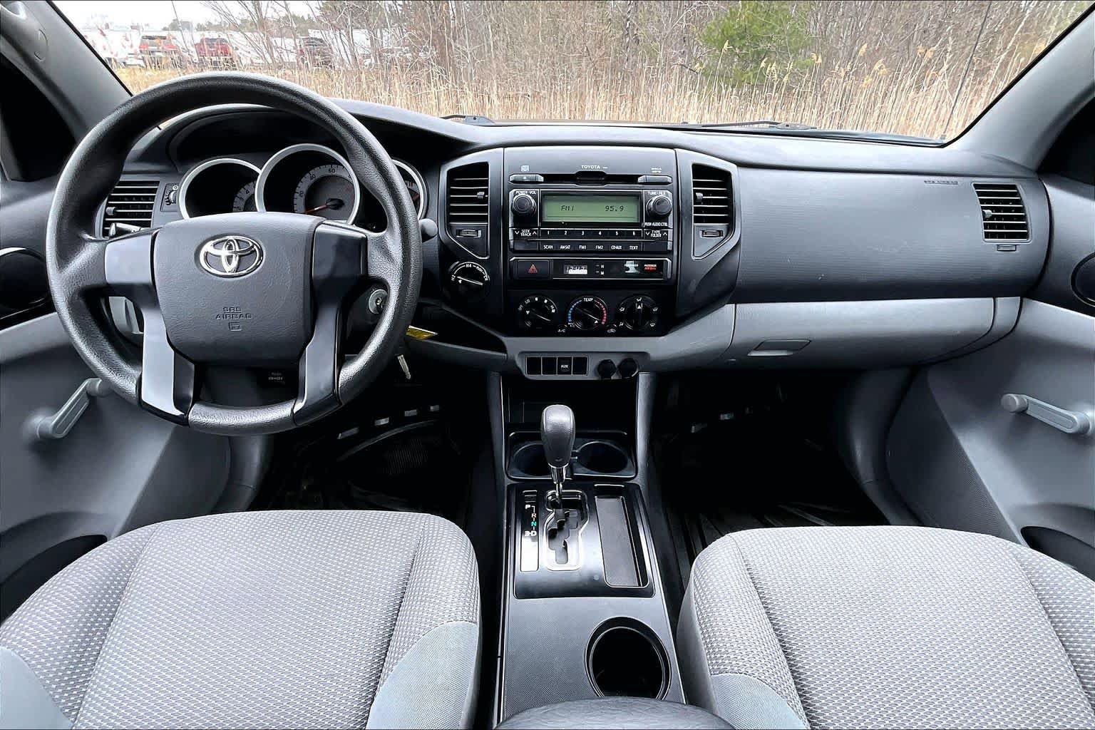 Used 2012 Toyota Tacoma 4x4 Regular Cab image 14