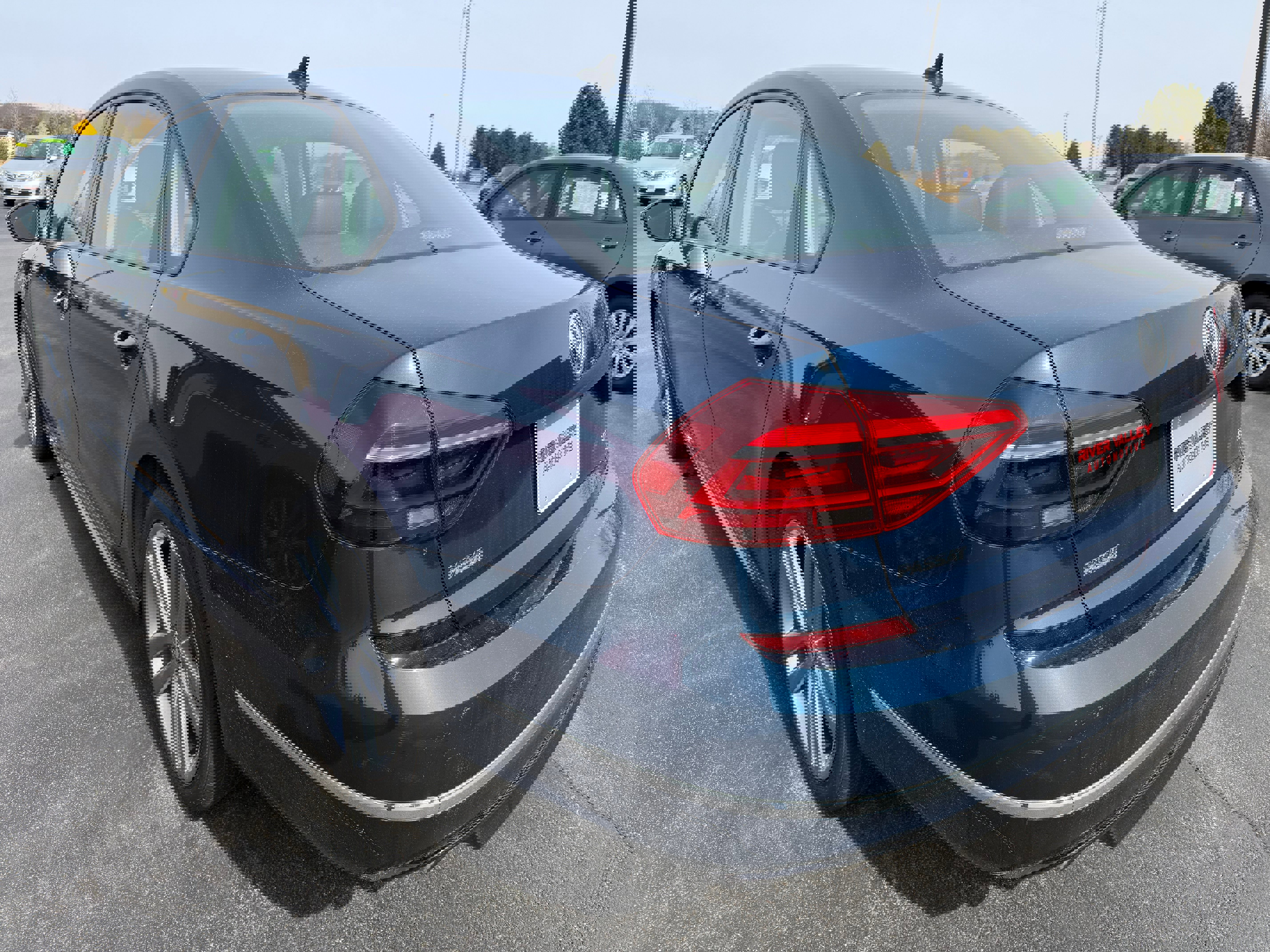 Used 2018 Volkswagen Passat 2.0T R-Line w/ R-Line Lighting Package FWD image 4