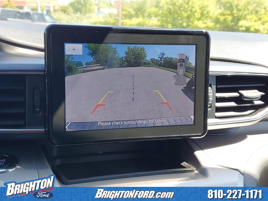 Used 2023 Ford Explorer XLT w/ Equipment Group 202A AWD/4WD image 24