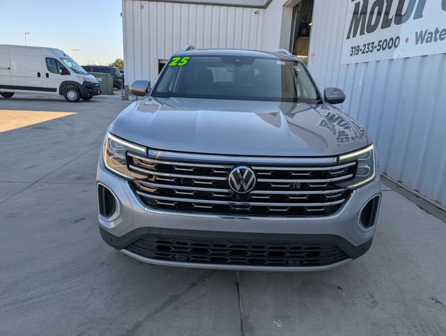 Used 2025 Volkswagen Atlas SEL image 37