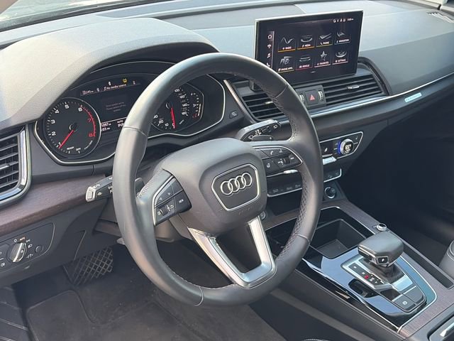 Used 2021 Audi Q5 2.0T Premium w/ Convenience Package AWD/4WD image 18