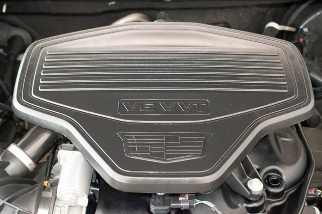 Used 2023 Cadillac XT6 Sport w/ Technology Package AWD/4WD image 4