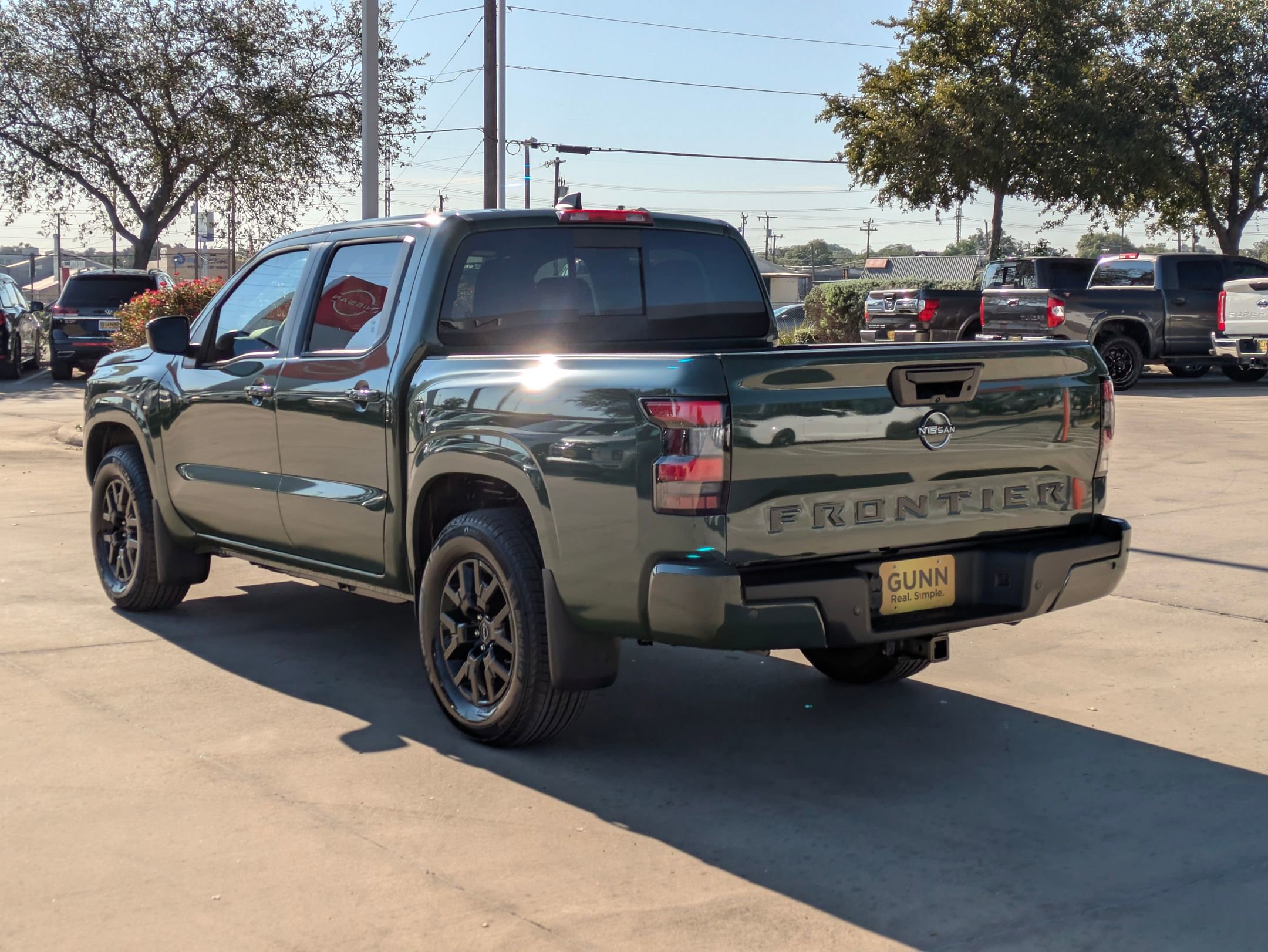 New 2026 Nissan Frontier SV image 5