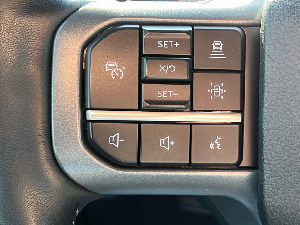 Used 2024 Ford F150 Lariat w/ FX4 Off-Road Package image 37