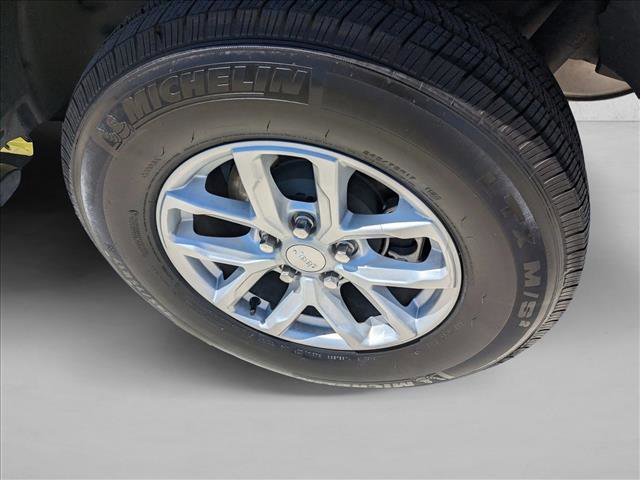 Used 2023 Jeep Wrangler Sport S image 21