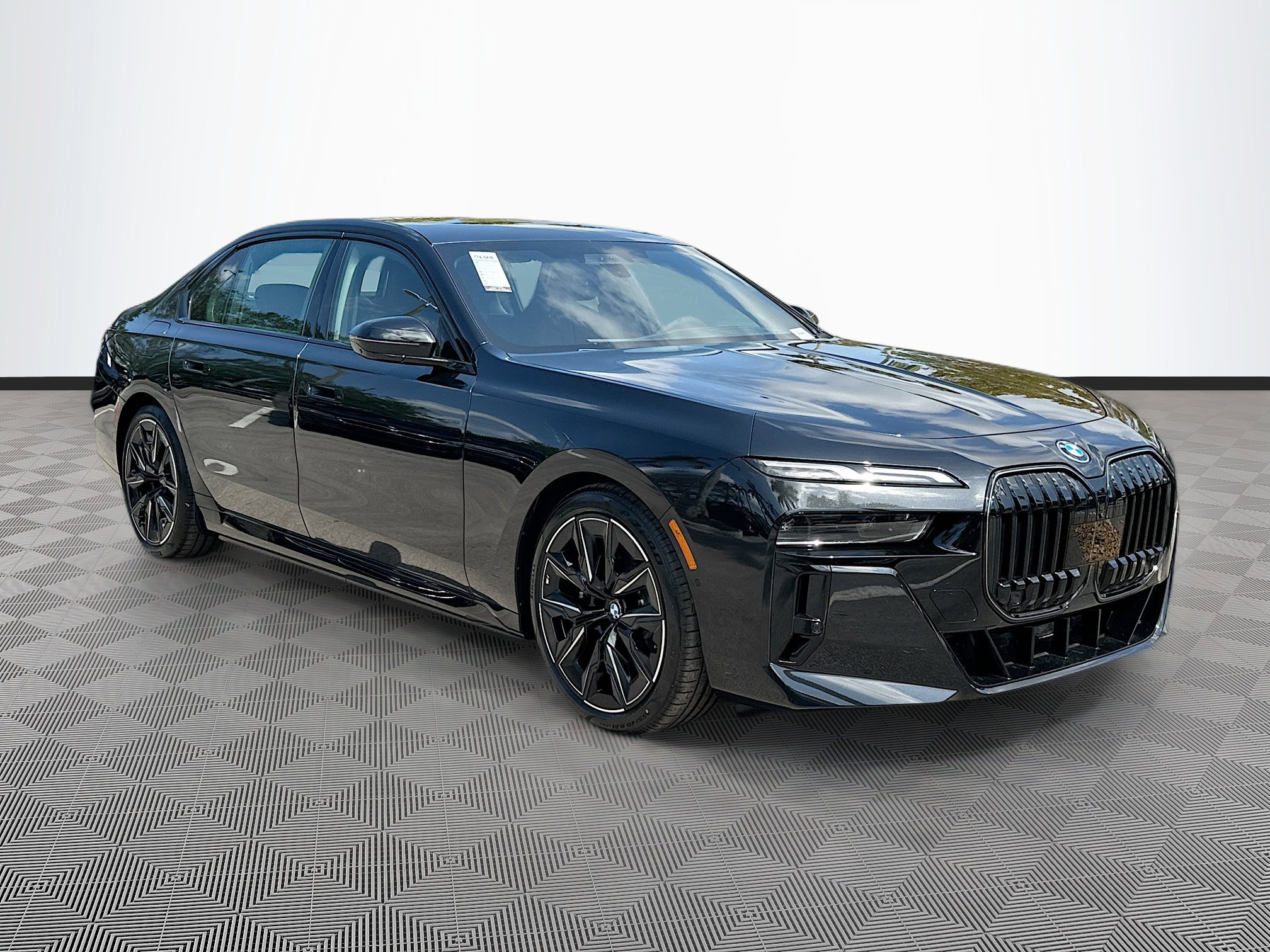 New 2025 BMW 750e xDrive
