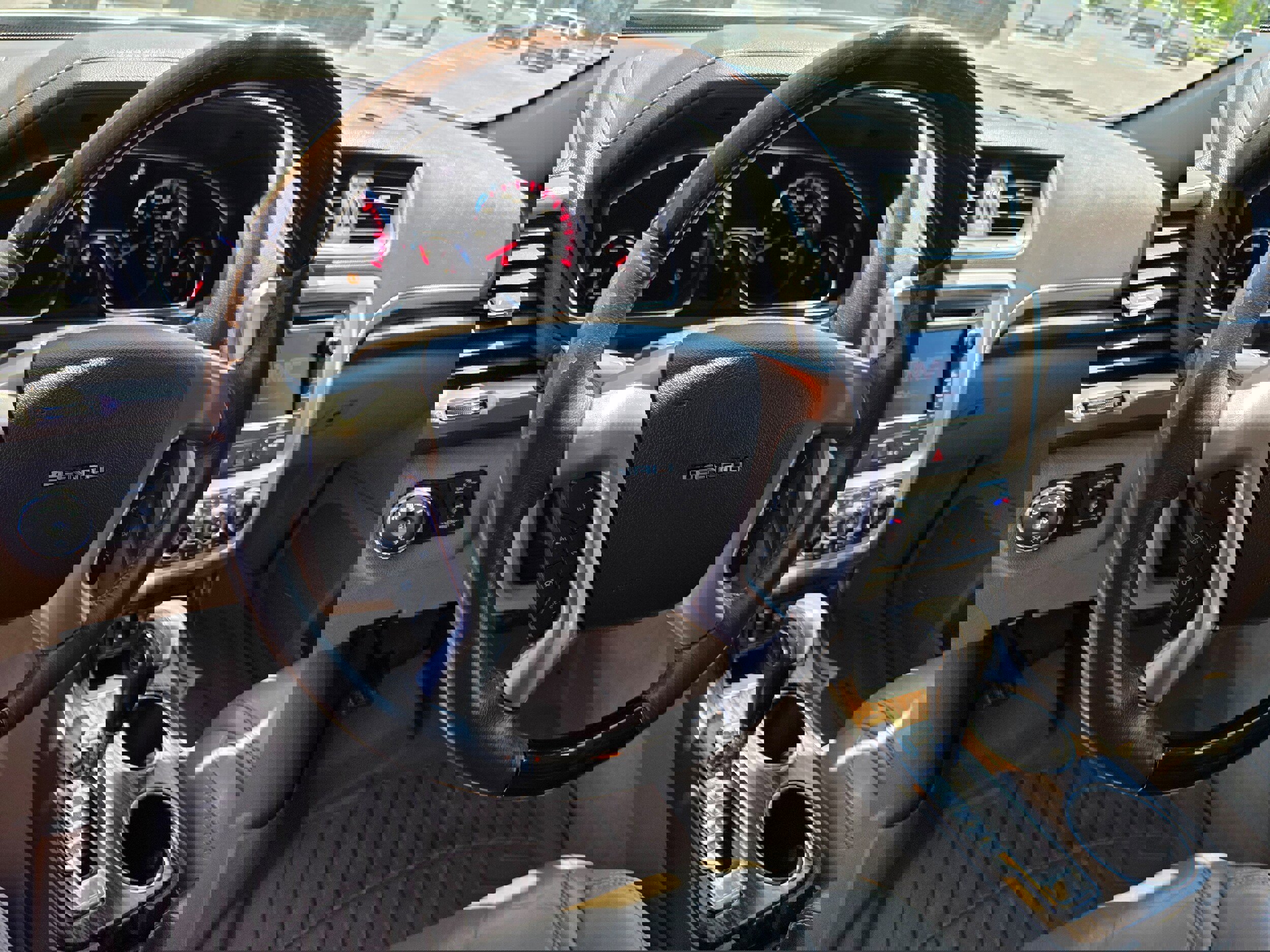 Used 2015 GMC Acadia Denali image 6