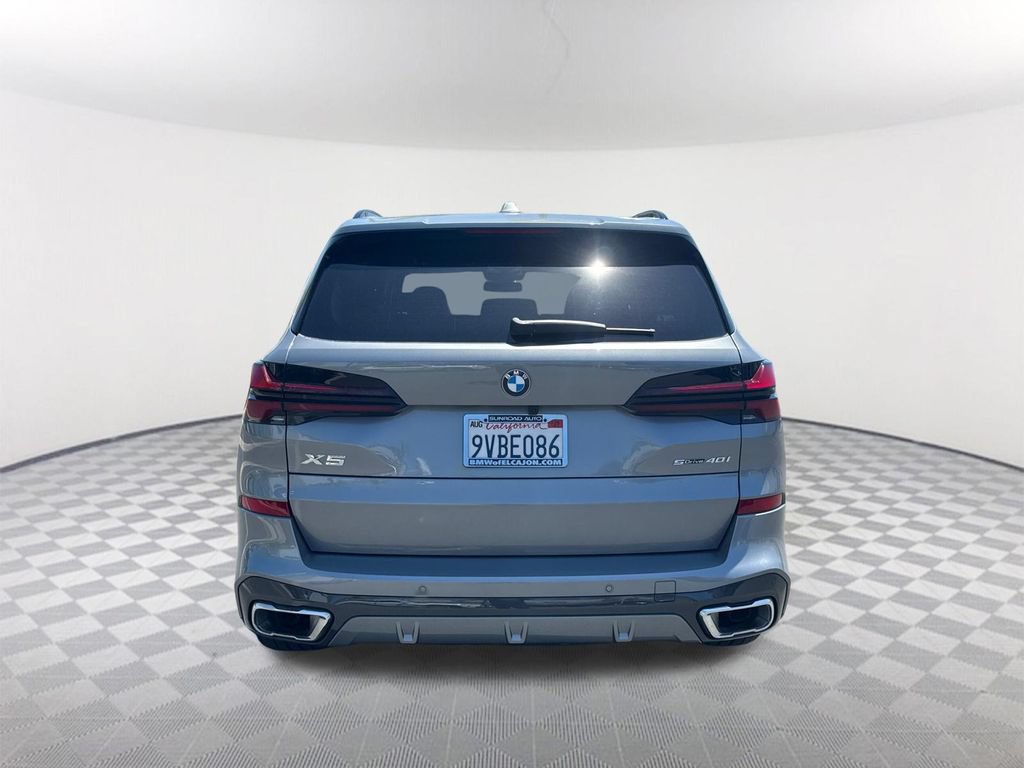 Used 2026 BMW X5 sDrive40i w/ M Sport Package RWD image 5