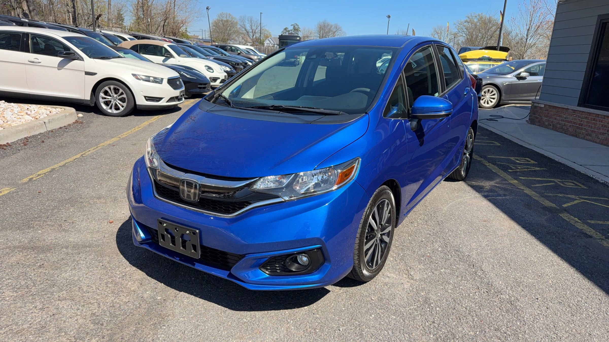 Used 2019 Honda Fit EX image 1