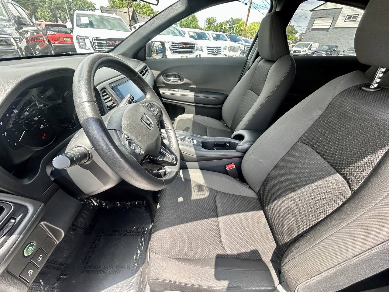 Used 2021 Honda HR-V Sport image 9