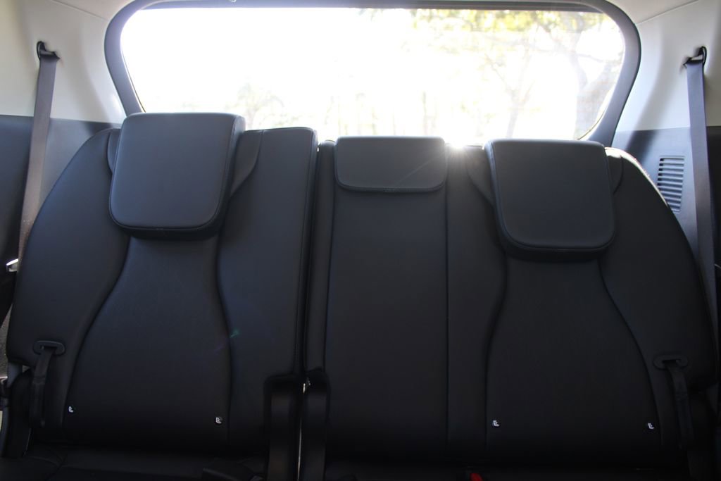 New 2026 Kia Carnival FWD image 61