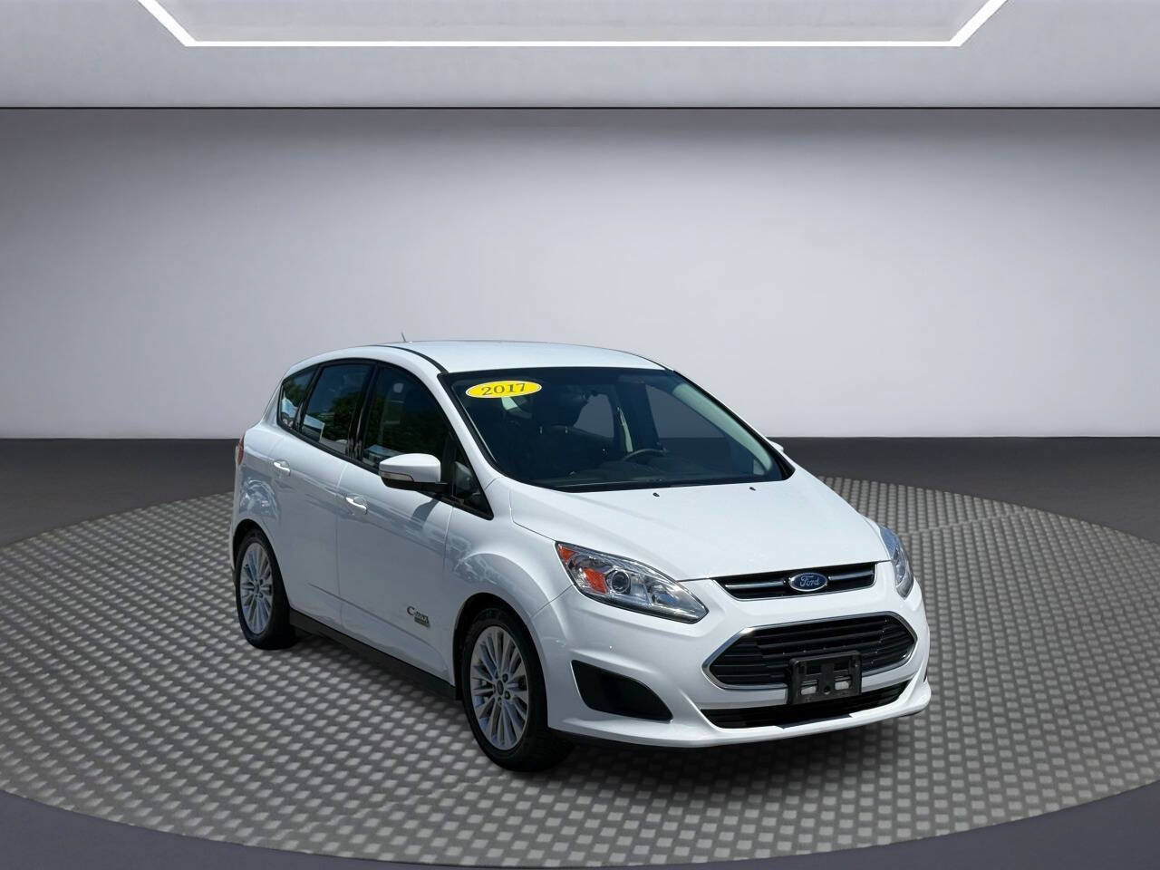 Used 2017 Ford C-MAX Energi SE w/ Interior Protection Package