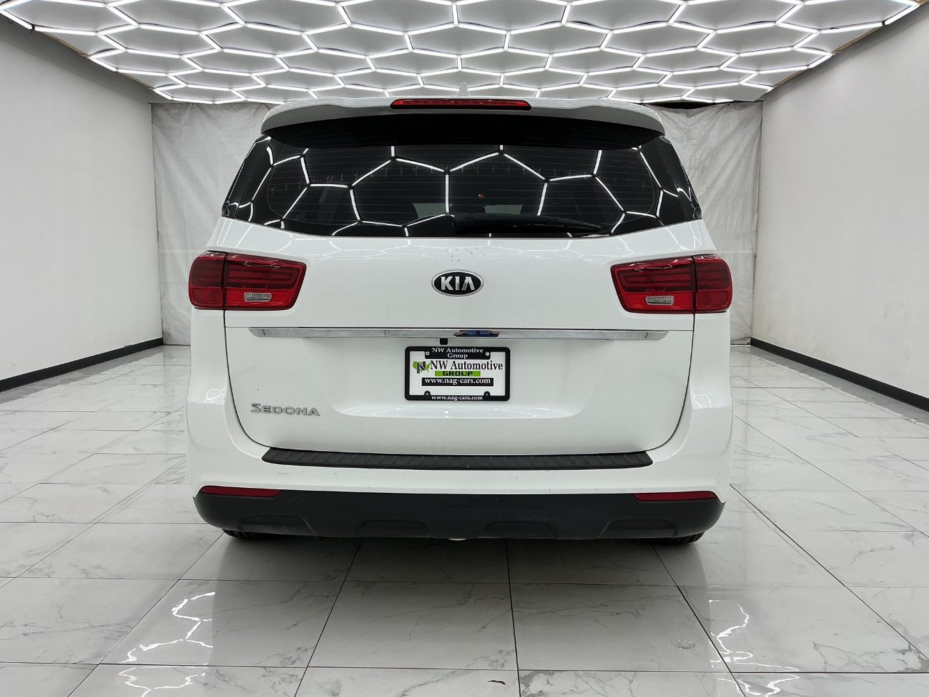 Used 2020 Kia Sedona L FWD image 10