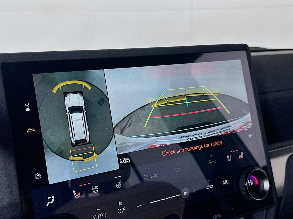 Used 2024 Lexus GX 550 image 10