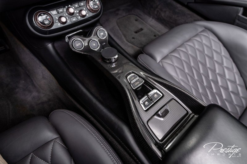 Used 2014 Ferrari California image 40