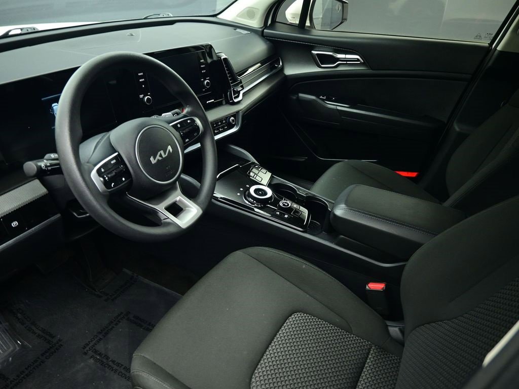 Certified 2024 Kia Sportage LX image 17