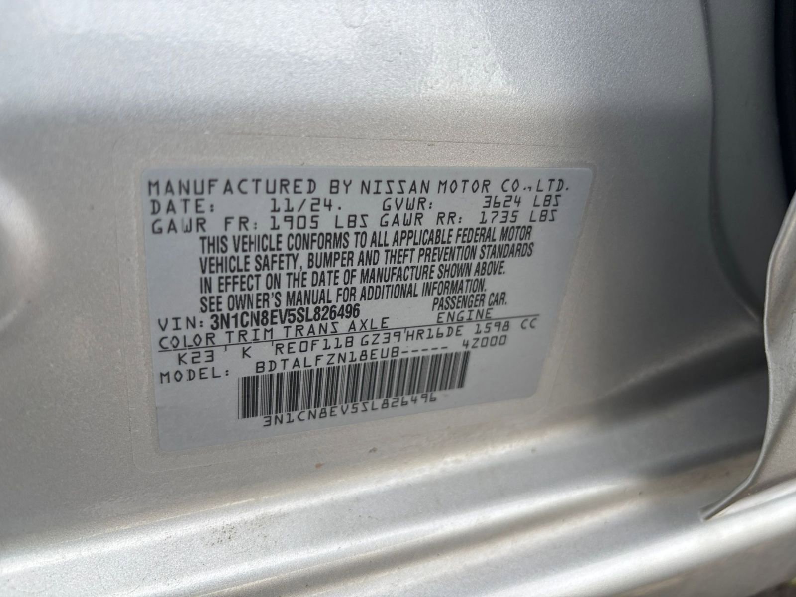 Used 2025 Nissan Versa SV FWD image 27