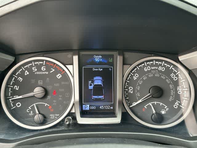 Used 2022 Toyota Tacoma SR5 AWD/4WD image 6