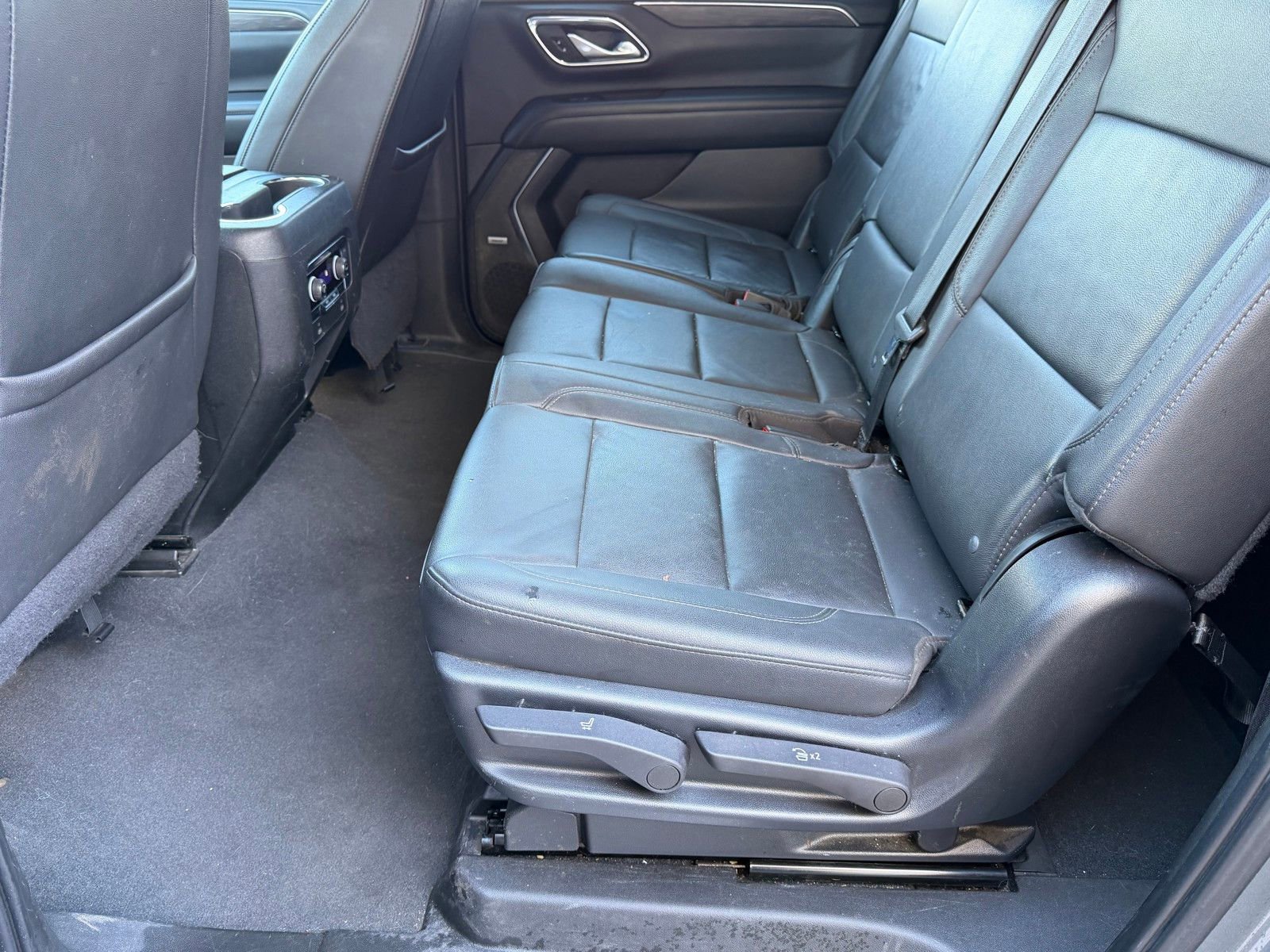 Used 2022 Chevrolet Suburban Z71 AWD/4WD image 23