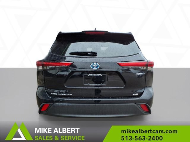 Used 2023 Toyota Highlander XLE image 6
