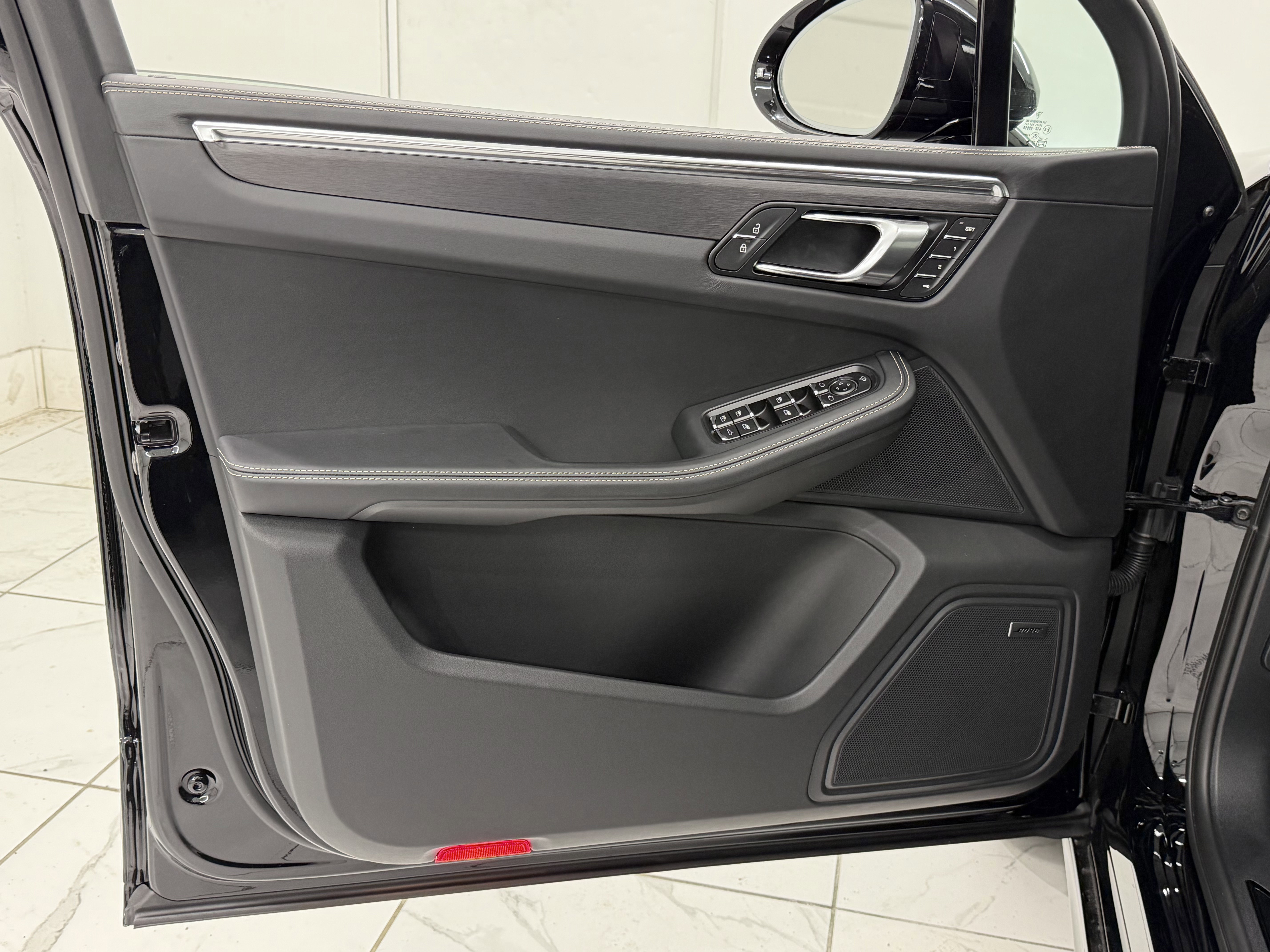 New 2026 Porsche Macan GTS image 29