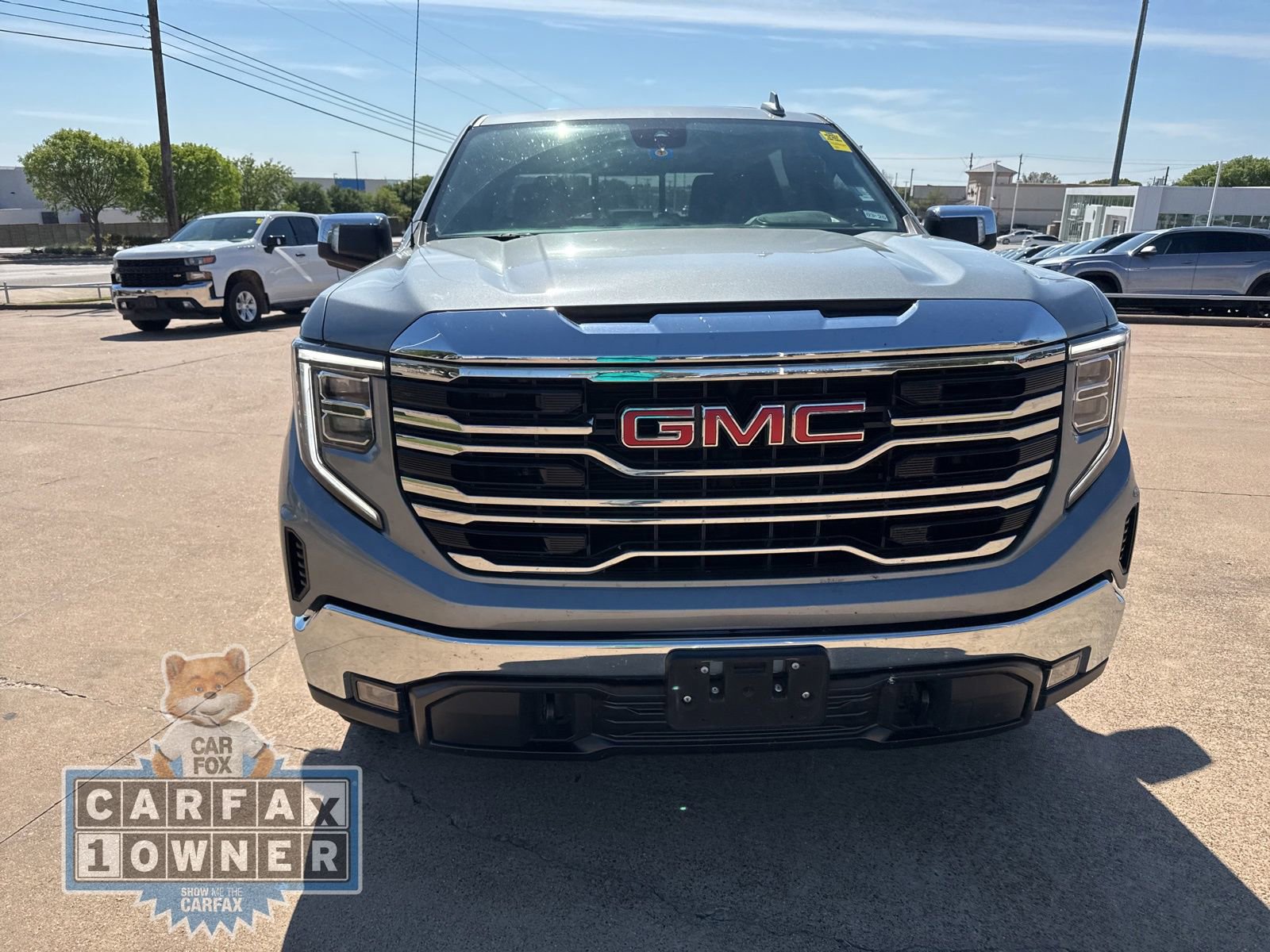 Used 2023 GMC Sierra 1500 SLT image 2