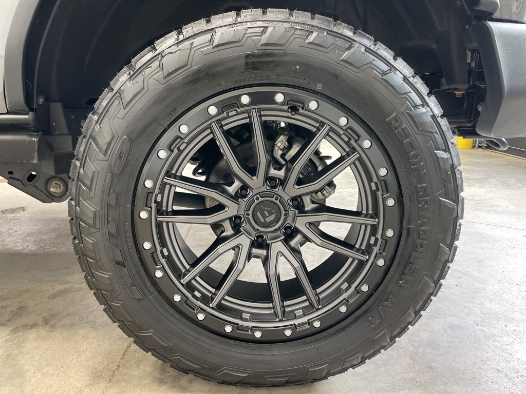 Used 2024 Ford Bronco Big Bend image 9