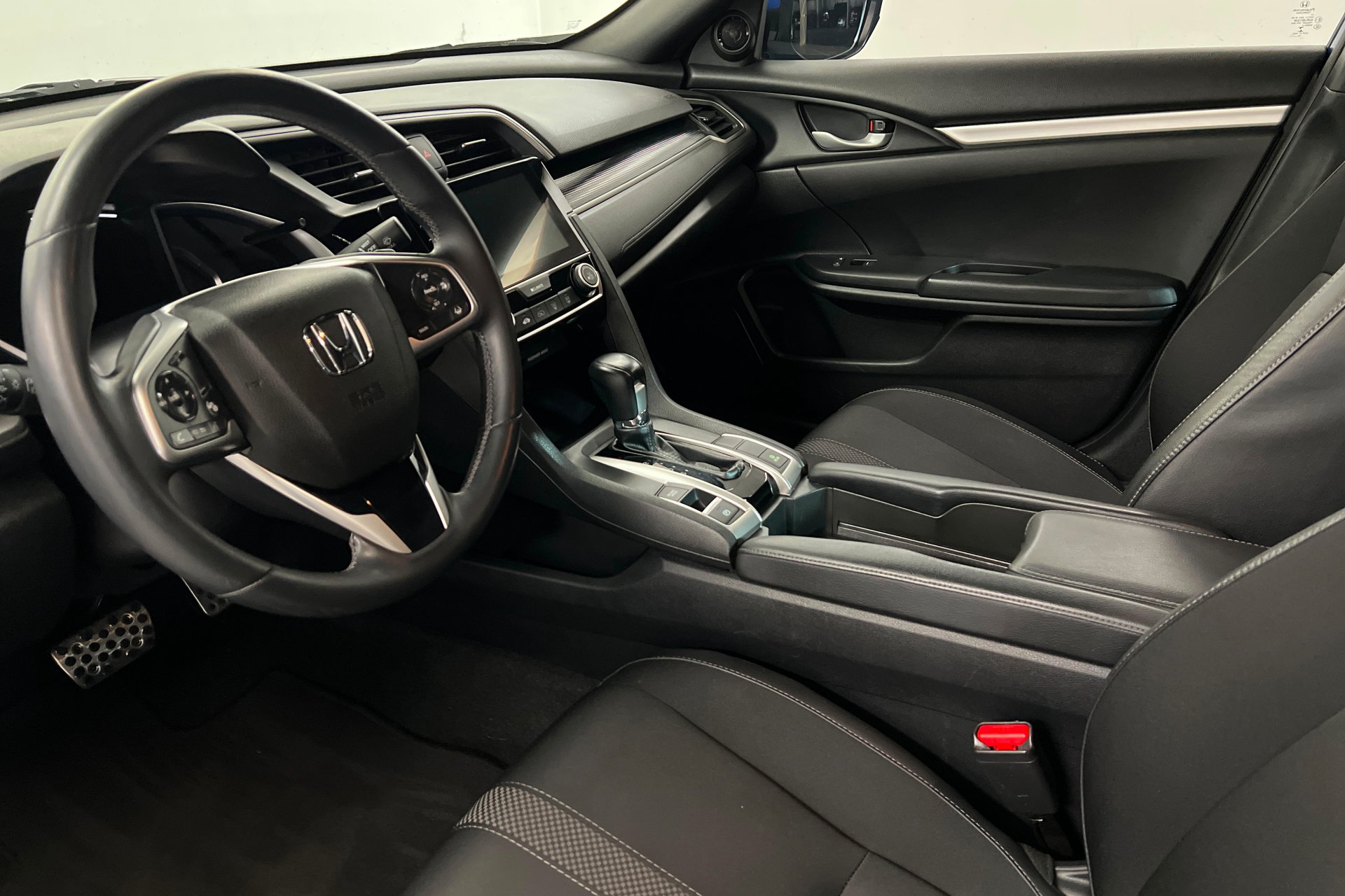 Used 2019 Honda Civic Sport image 16