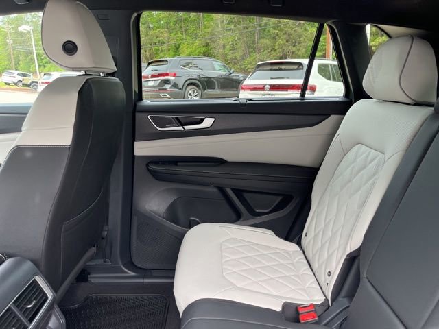 New 2026 Volkswagen Atlas Cross Sport SEL Premium R-Line image 14