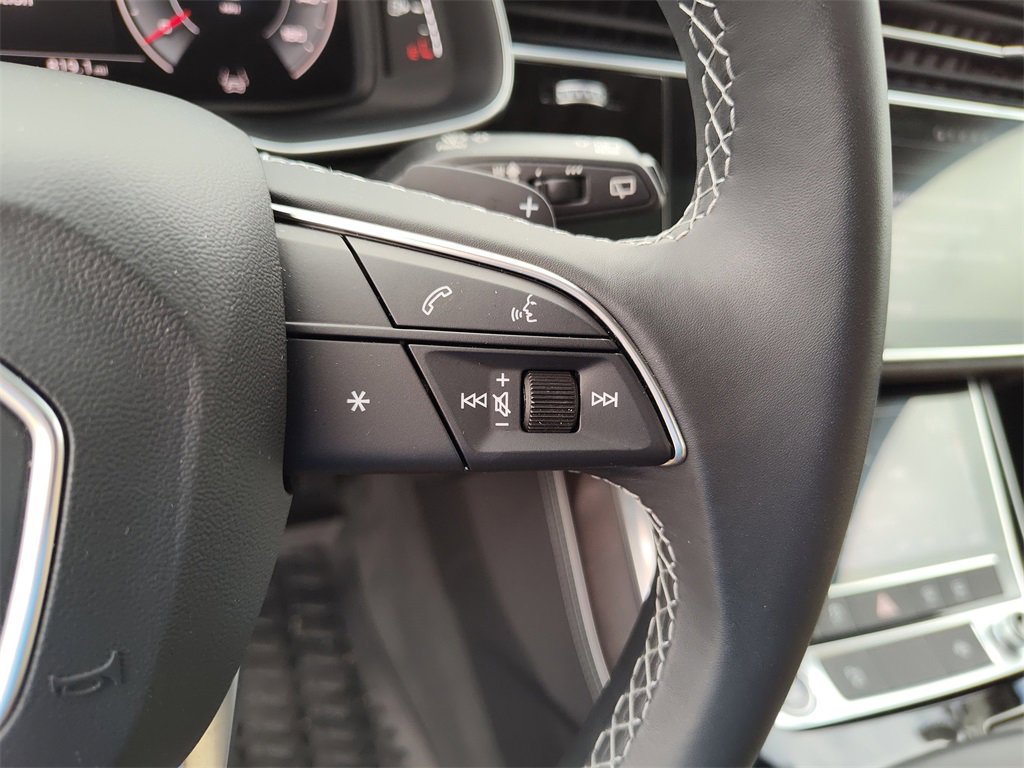 Used 2025 Audi Q7 3.0T Premium Plus image 27