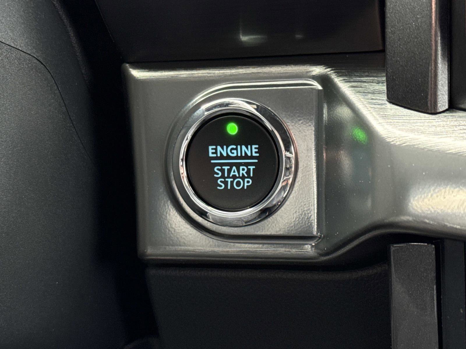 Used 2023 Ford F150 Lariat w/ Equipment Group 502A High image 12