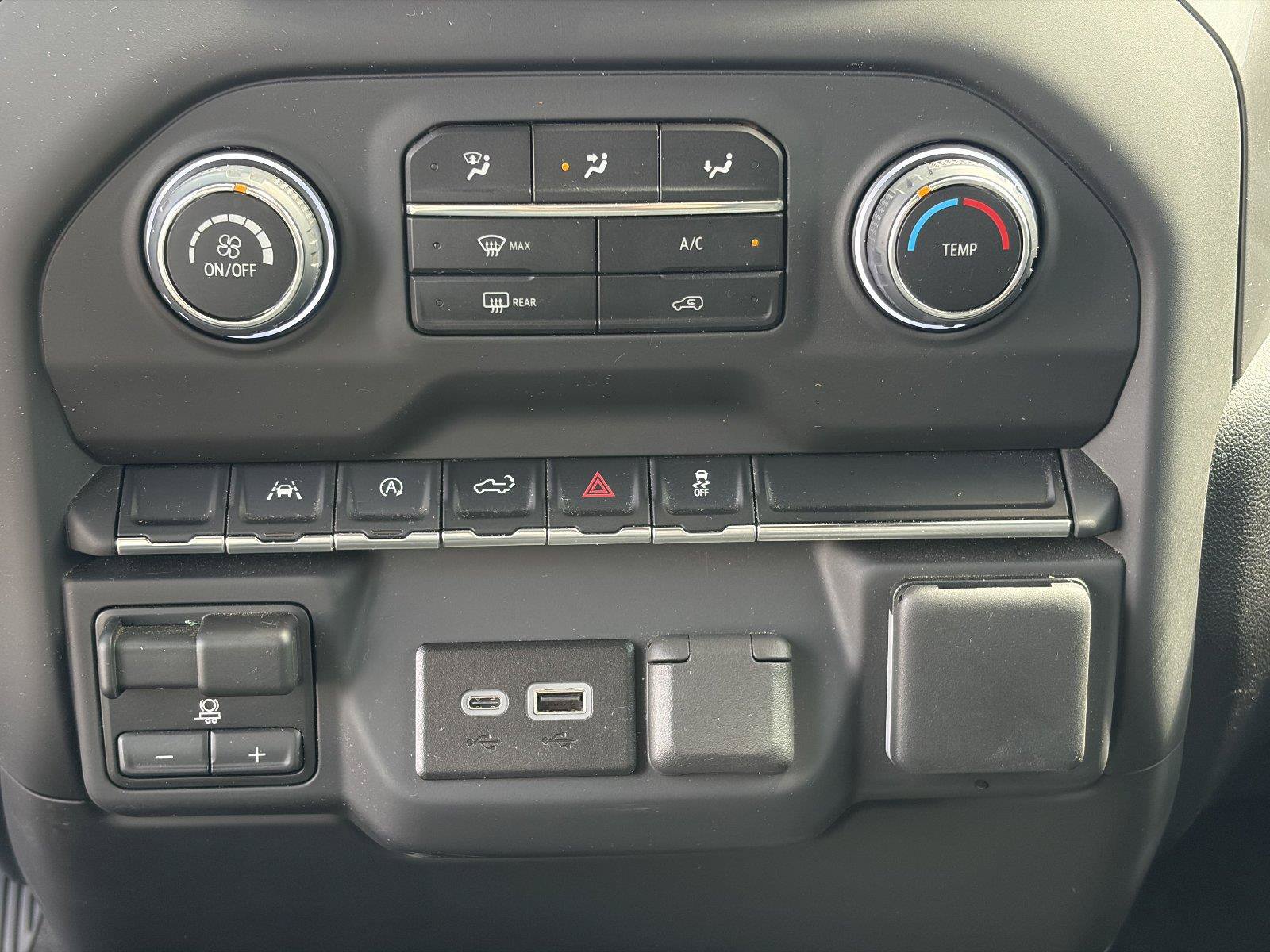 Certified 2026 Chevrolet Silverado 1500 Custom w/ Turbomax Blackout Package AWD/4WD image 24