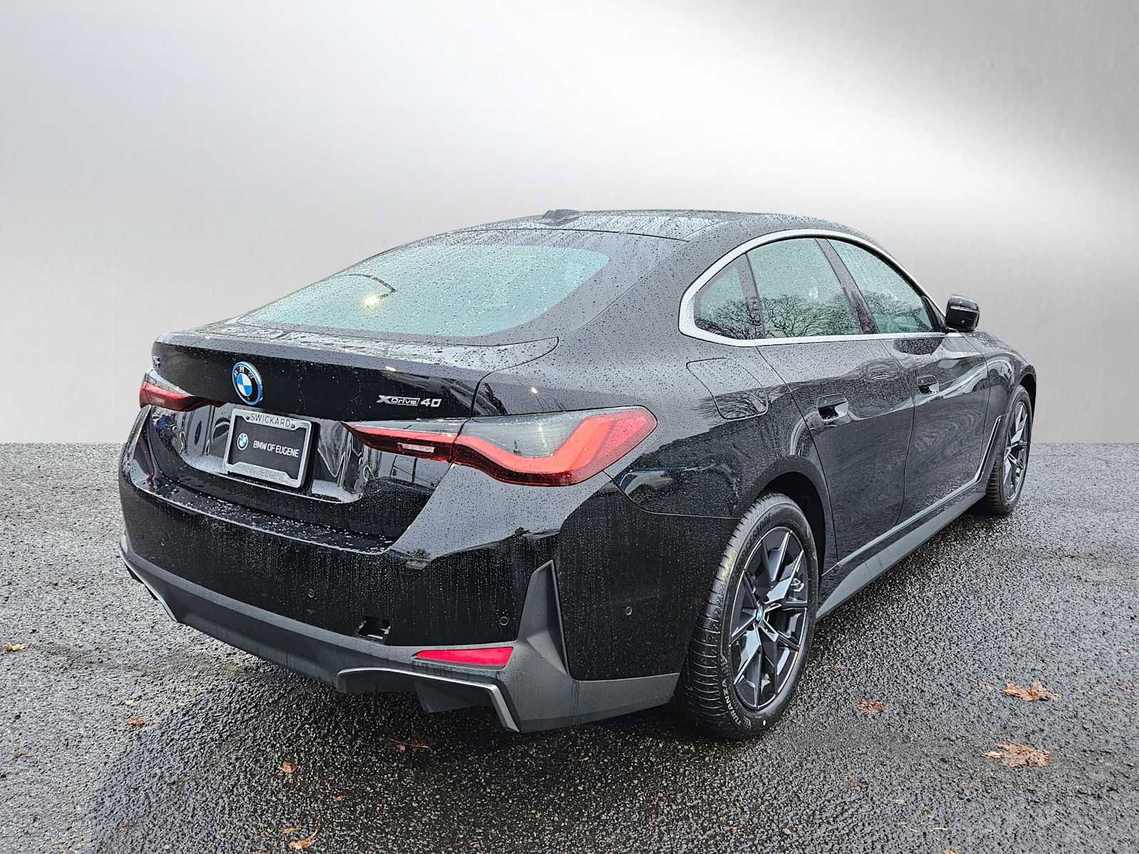 Used 2025 BMW i4 xDrive40i w/ Premium Package image 3