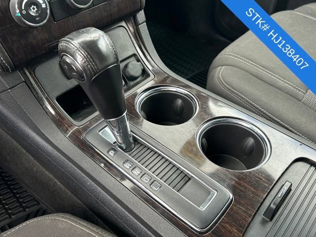 Used 2017 Chevrolet Traverse LT image 3