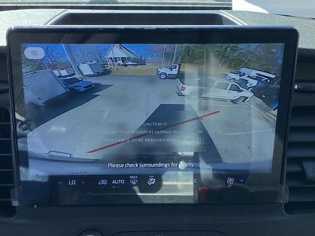 New 2023 Ford E-Transit image 16
