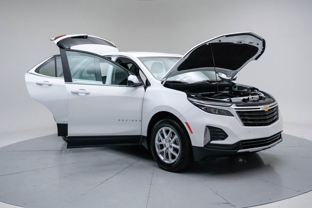 Used 2024 Chevrolet Equinox LT image 16