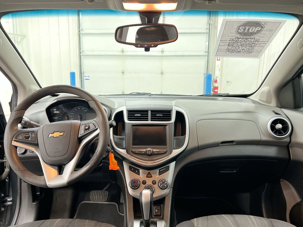 Used 2020 Chevrolet Sonic LT image 10